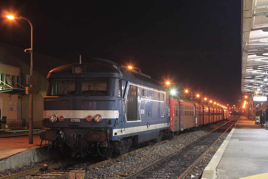 BB 67305 et RRR en gare de Gap.