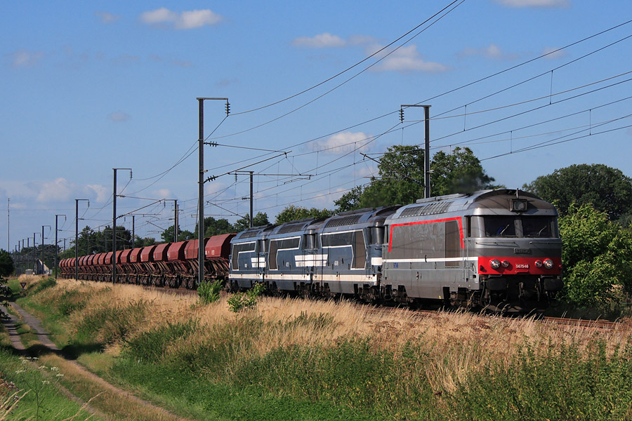 Les BB 67546 - BB 67491 - BB 67527 - BB 67631 assurent le MA100 Gevrey - Clermont-les-Gravanches.