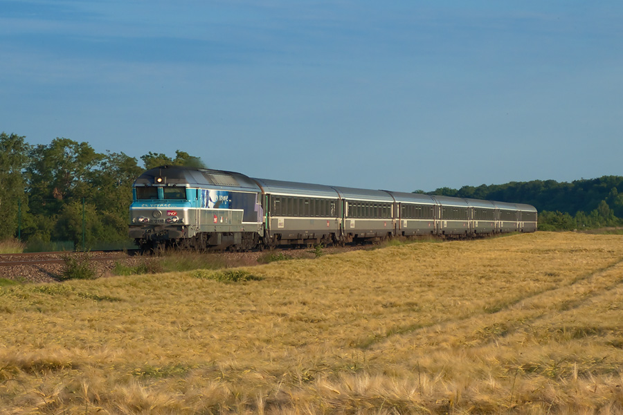 La CC 72145 passe &agrave; Presles-en-Brie en t&ecirc;te du CIC 1044 Belfort - Paris Est.