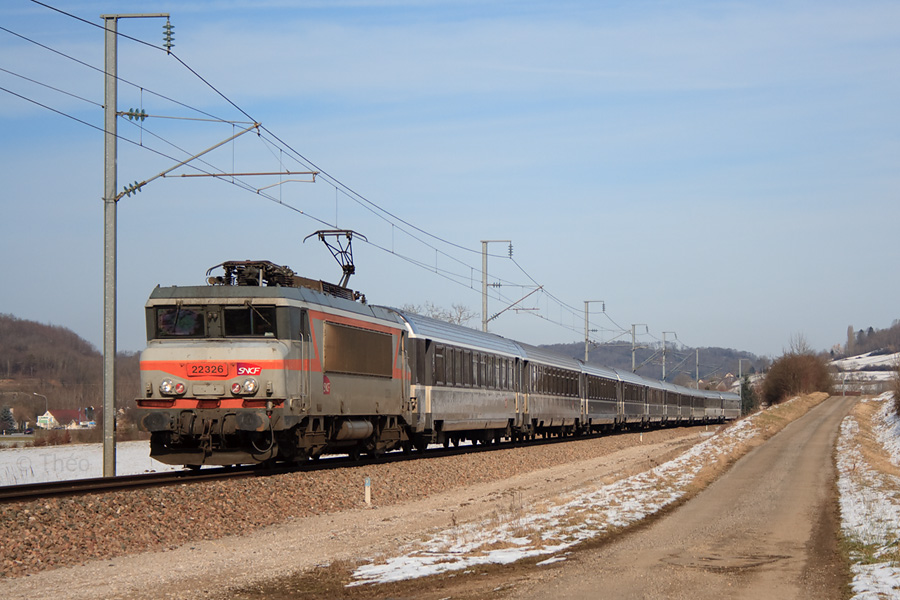 La BB 22326 sur le GL 4213 Strasbourg Lyon