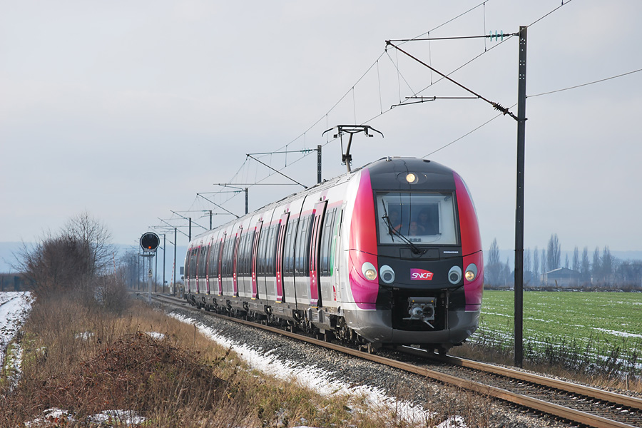 Premiers tours de roue pour cette NAT sur la ligne H Paris - Luzarches.