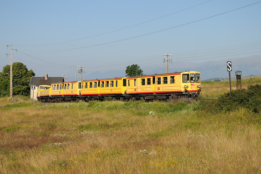 Le TER 23020 &agrave; Bolqu&egrave;re-Eyne