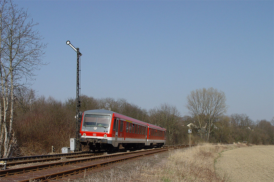 Arriv&eacute;e &agrave; Lauterbourg du train 18987 Woerth - Lauterbourg, assur&eacute; par un VT 626 de la DB.