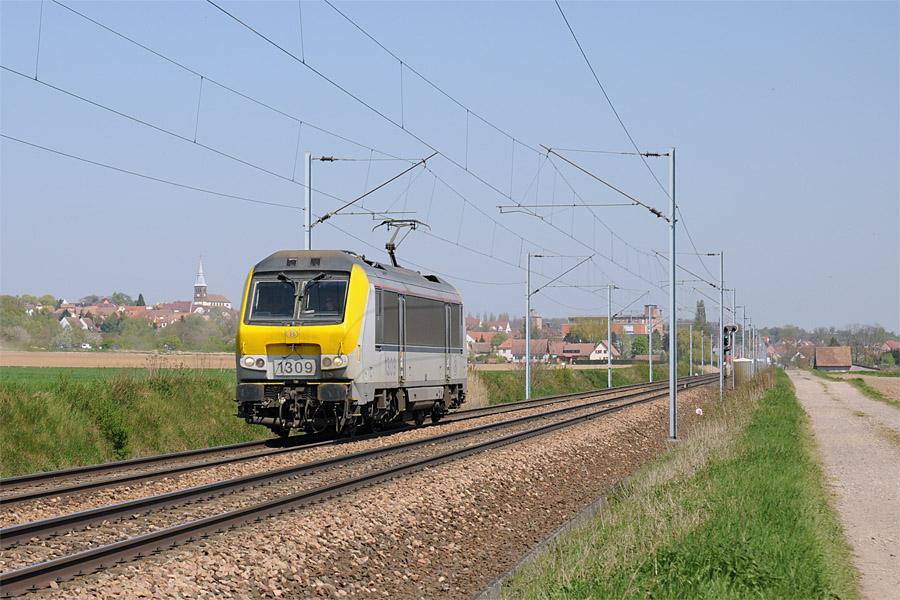 La HLE 1309 vient de passer Hochfelden HLP dans la marche 44554.