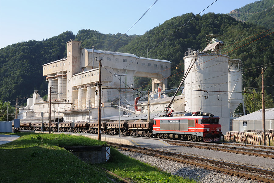 Une CC 363 &agrave; l'usine de Kresnice.