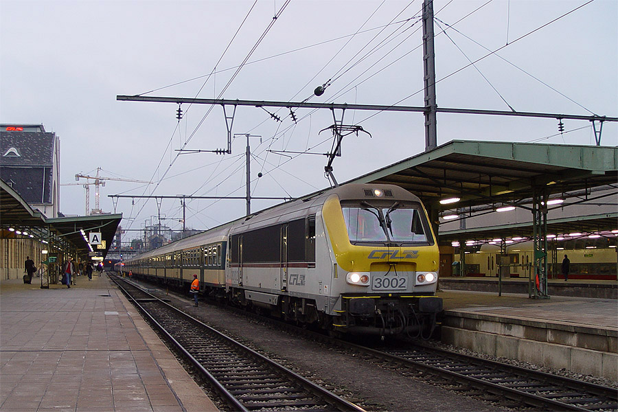 Au d&eacute;part de Luxembourg-Ville, le TER 833262 &agrave; destination de Luxembourg, compos&eacute; exclusivement de voitures Wegman.