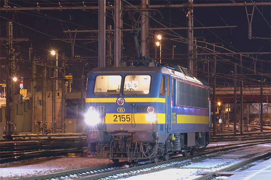 La HLE 2155 en &eacute;volution &agrave; Luxembourg-Ville, apr&egrave;s avoir assur&eacute; la traction du train 295 de Bruxelles-Midi &agrave; Luxembourg-Ville.