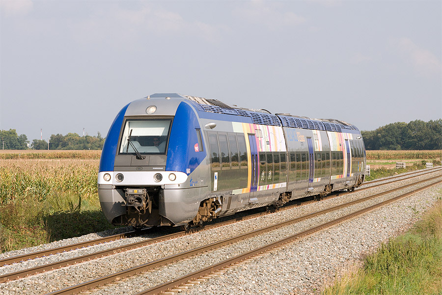 Le TER 831730 Strasbourg - Obernai, peu avant Duppigheim.