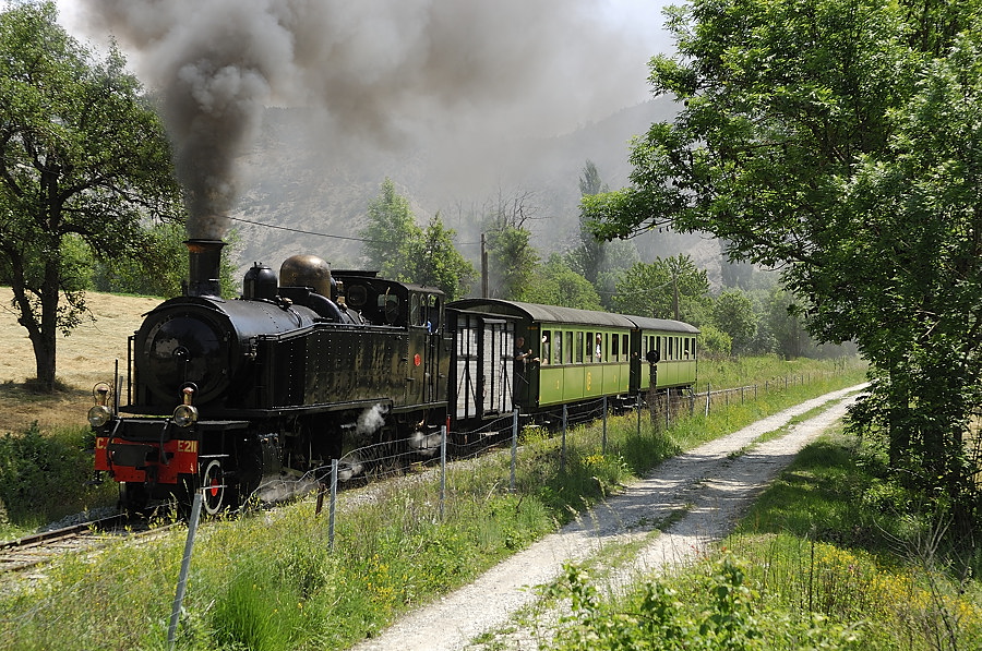 Train touristique &agrave; vapeur.
